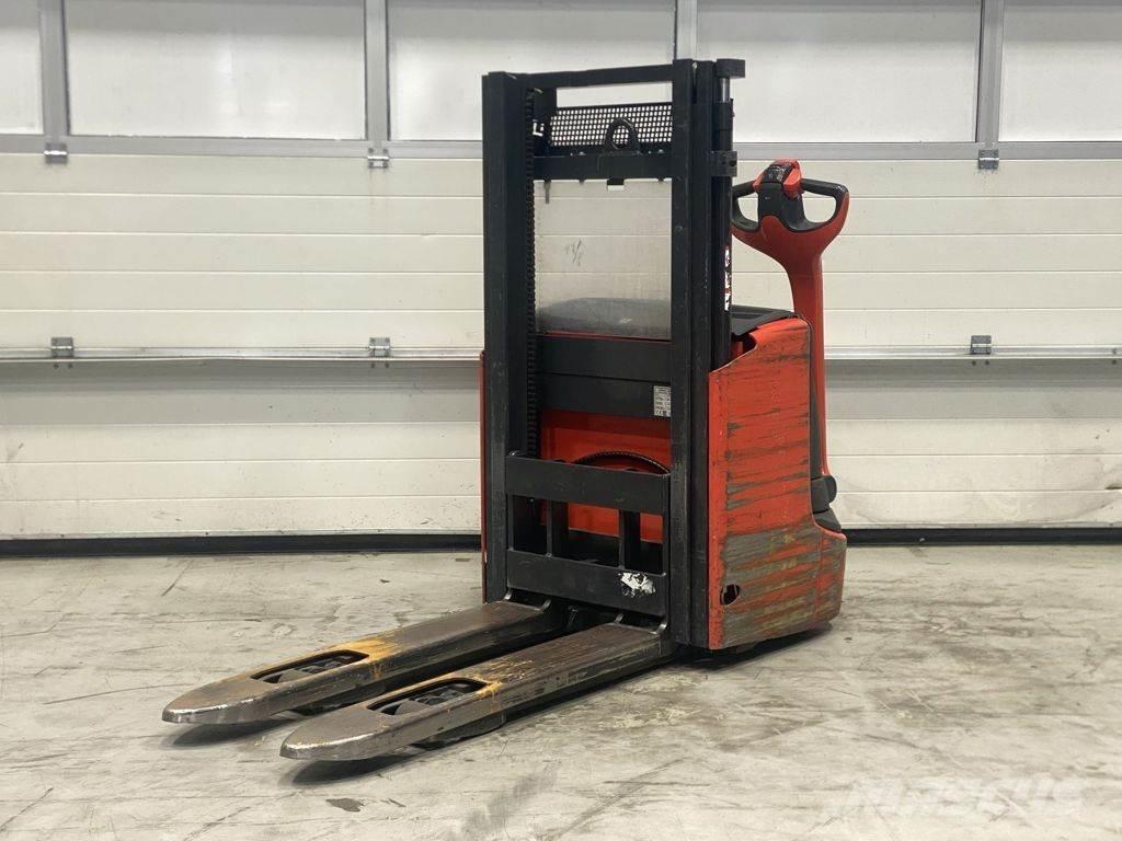 Linde L12 I Yaya kumandali istif makinasi