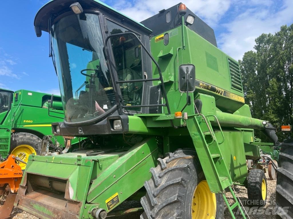 John Deere 1177 Biçerdöverler