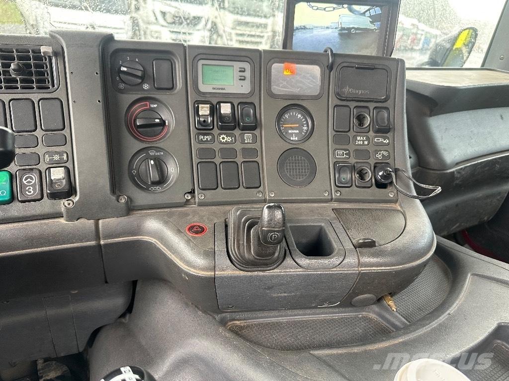 Scania P114 8x2*6 Çekiciler
