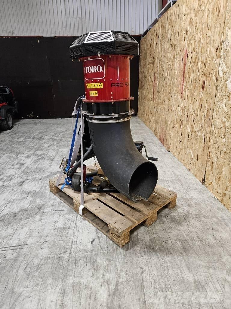 Toro ProForce Moloz kaldırma ekipmanları
