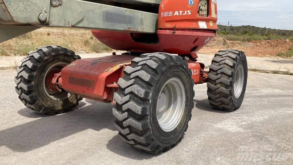 Manitou 165 ATJ Körüklü personel platformları