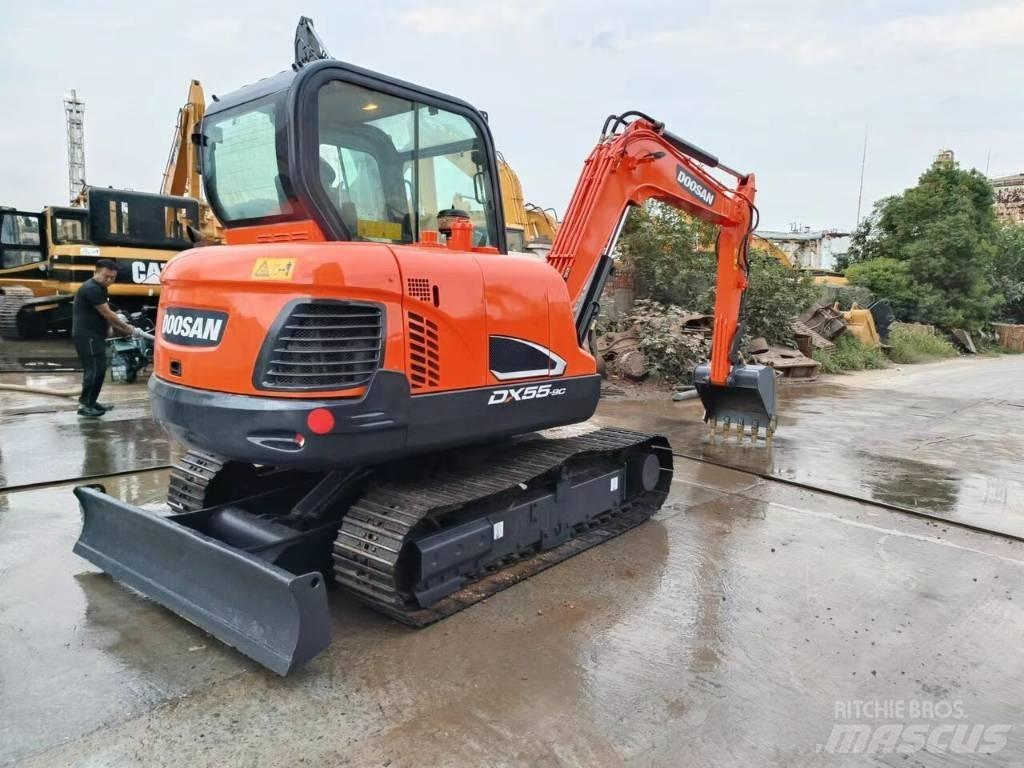 Doosan DX 55 Mini ekskavatörler, 7 tona dek