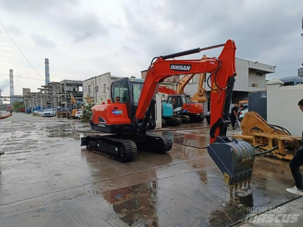 Doosan DX 55 Mini ekskavatörler, 7 tona dek