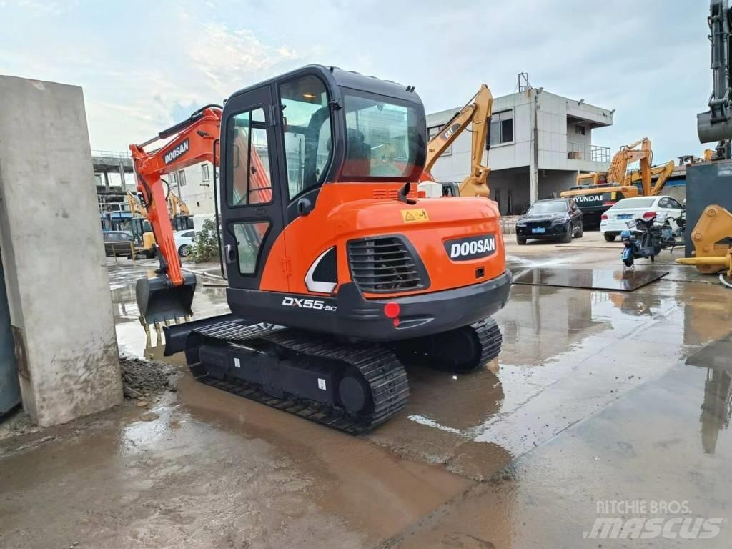 Doosan DX 55 Mini ekskavatörler, 7 tona dek