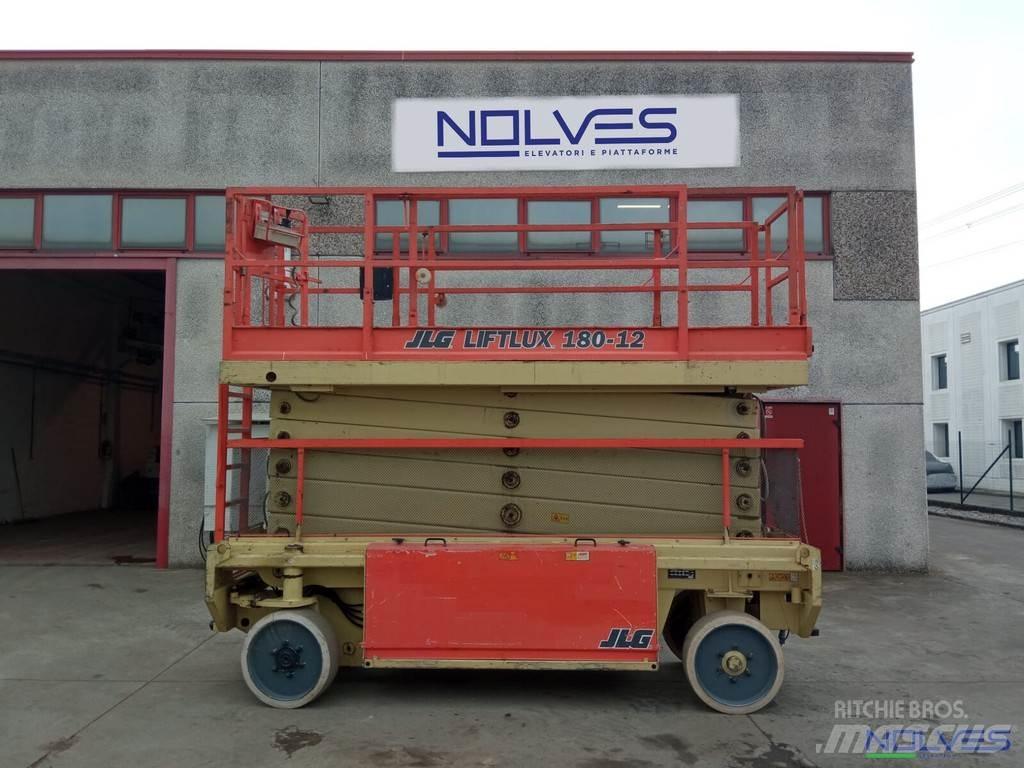 JLG 180-12 Makasli platformlar