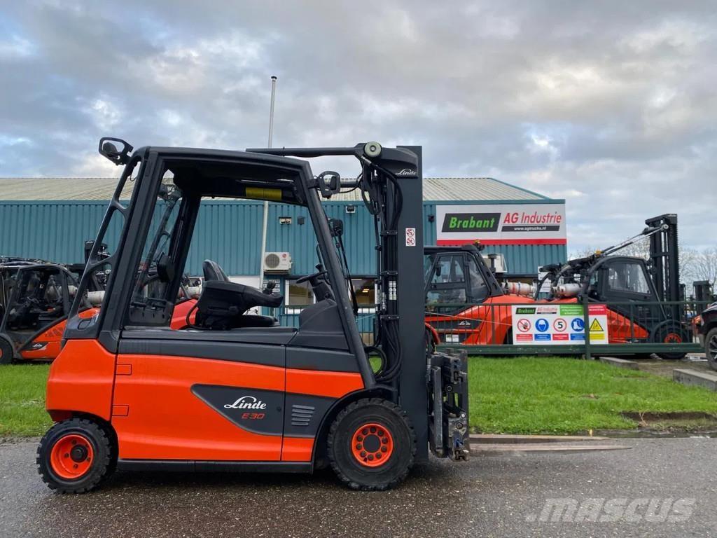 Linde E30L-01 Elektrikli forkliftler
