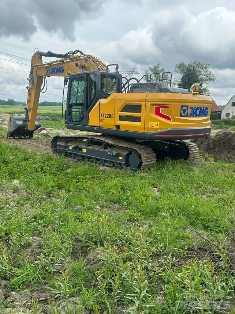 XCMG XE 220 E Paletli ekskavatörler