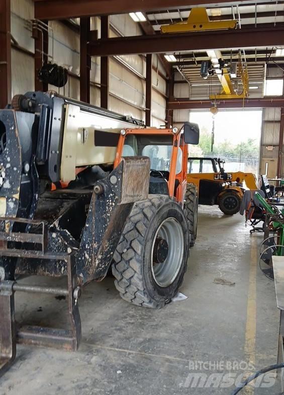 JLG 1055 Teleskopik yükleyiciler