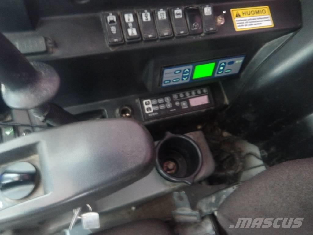 Takeuchi TB 295 W Lastik tekerli ekskavatörler