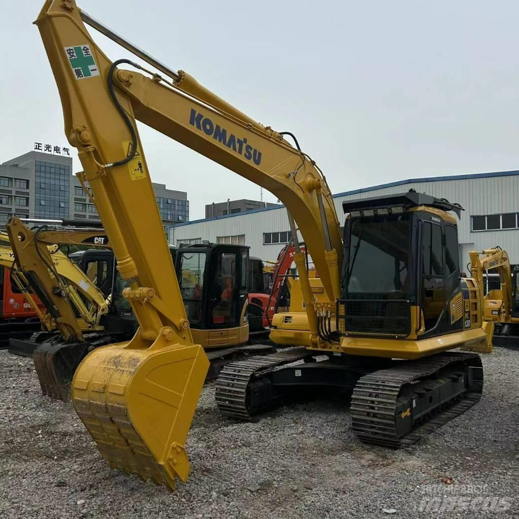 Komatsu 130-7 Paletli ekskavatörler