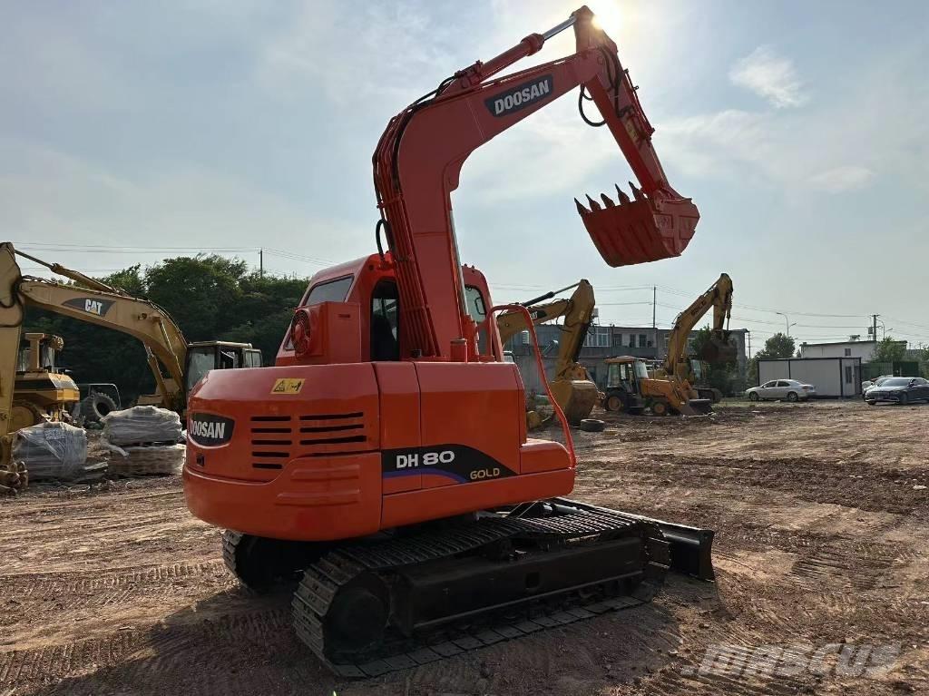 Doosan DH 80 Paletli ekskavatörler