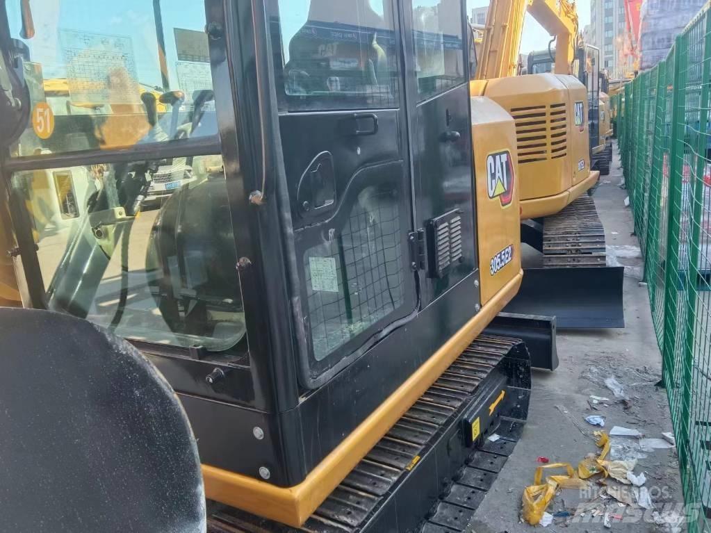 CAT 305.5 Paletli ekskavatörler