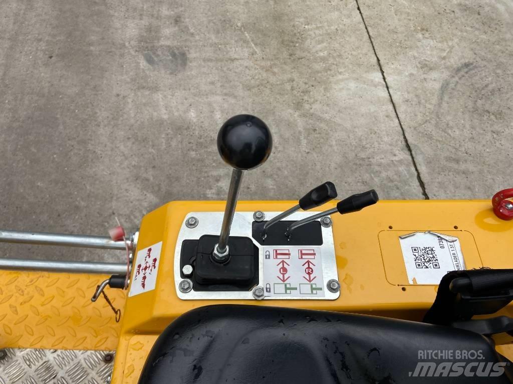 Knikmops KM 130 Mini yükleyiciler