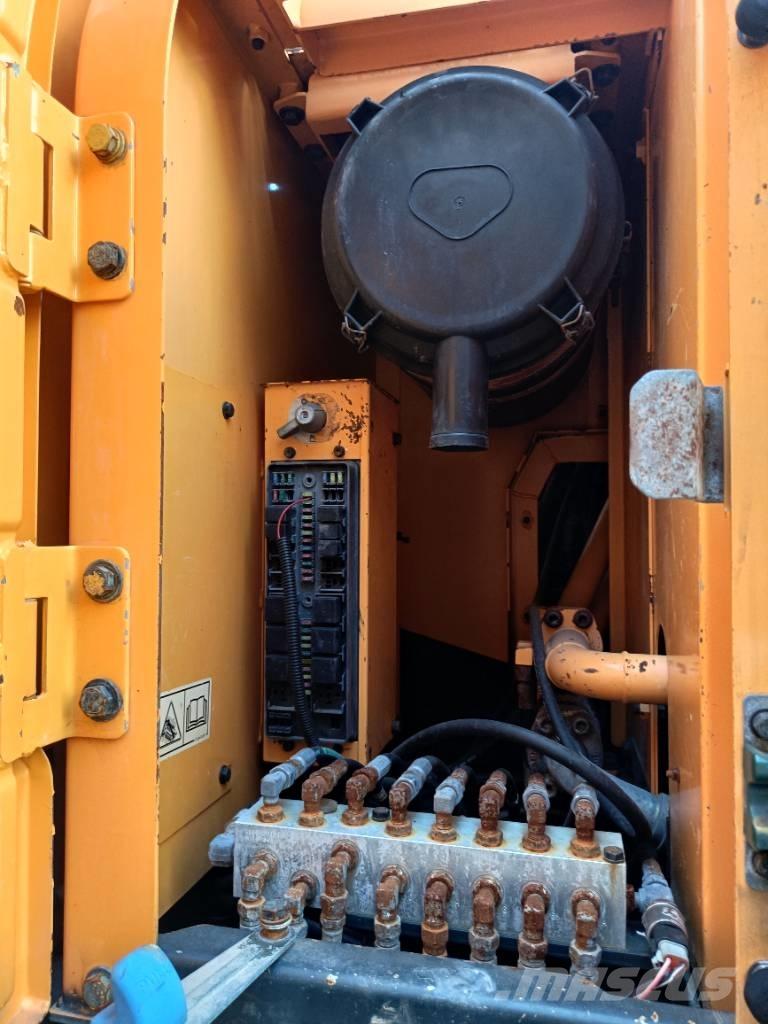 Hyundai R220LC-9 Paletli ekskavatörler