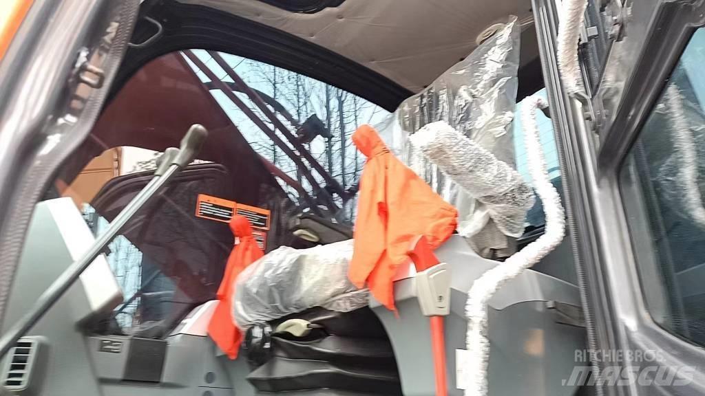 Doosan 225 LC-9 Paletli ekskavatörler