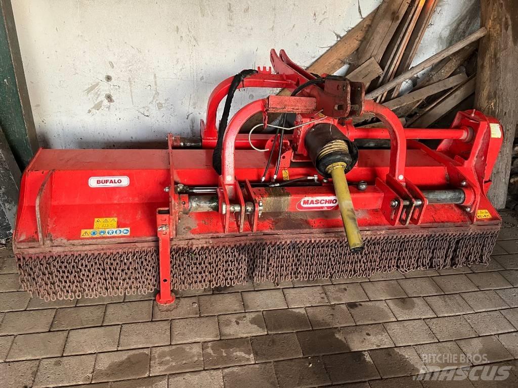 Maschio Bufalo 280 Hasat makineleri