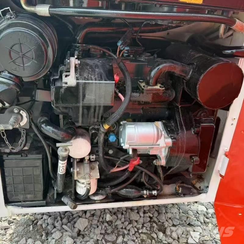 Bobcat s70 Skid steer loderler