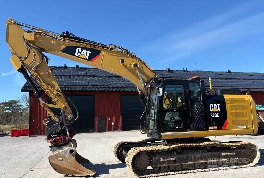 CAT 323 E Paletli ekskavatörler