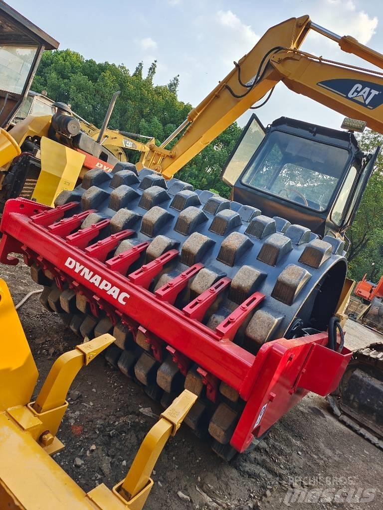 Dynapac CA 301 D Tek tamburlu silindirler