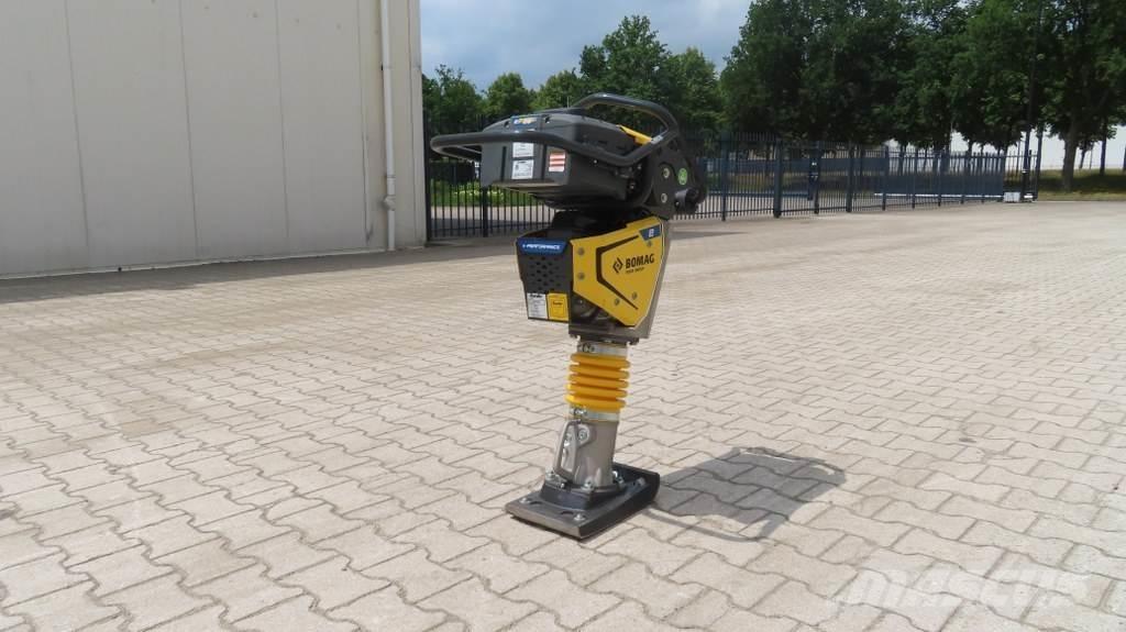 Bomag BT60E Sıkıştırma tokmakları