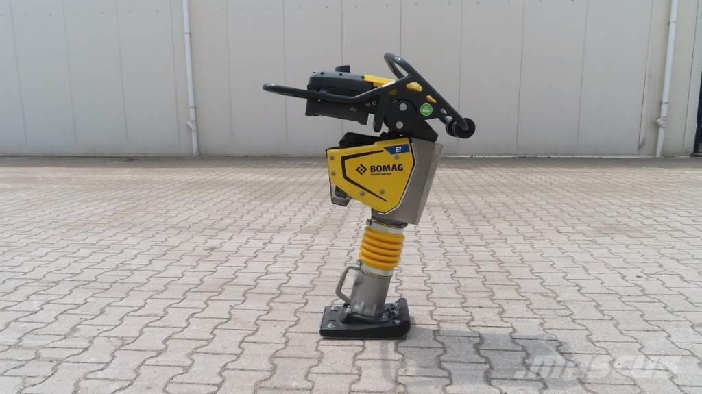 Bomag BT60E Sıkıştırma tokmakları