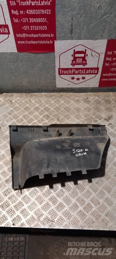 Scania 94 D.   1390074 Kabinler