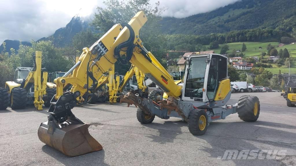 Menzi Muck M520 Lastik tekerli ekskavatörler