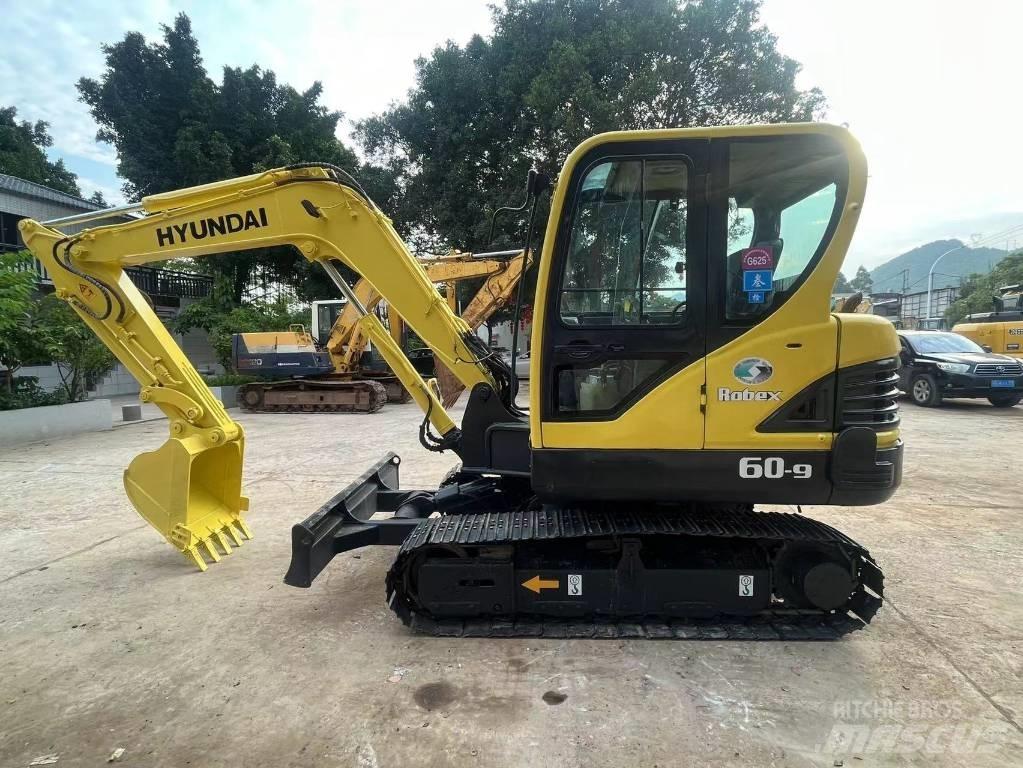 Hyundai R60-9 Paletli ekskavatörler