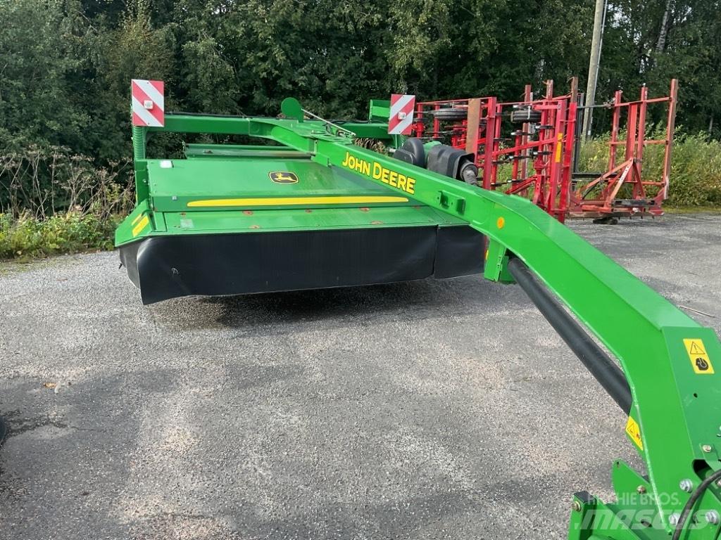 John Deere 530 Diskli çayir biçme makinasi