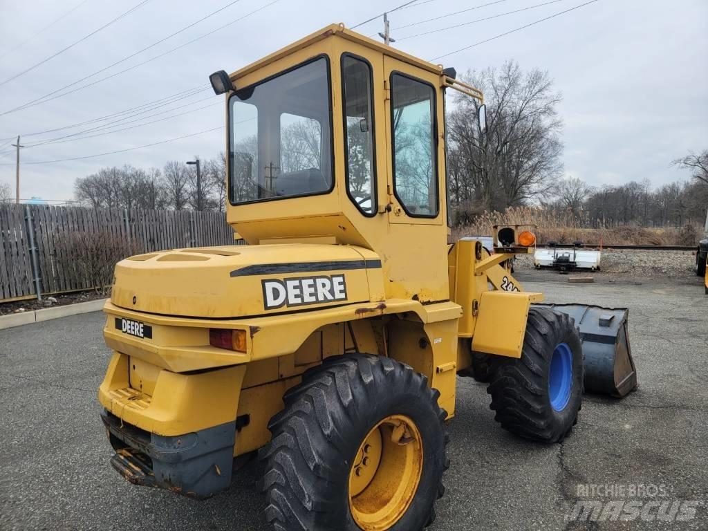 John Deere 244H Tekerlekli yükleyiciler