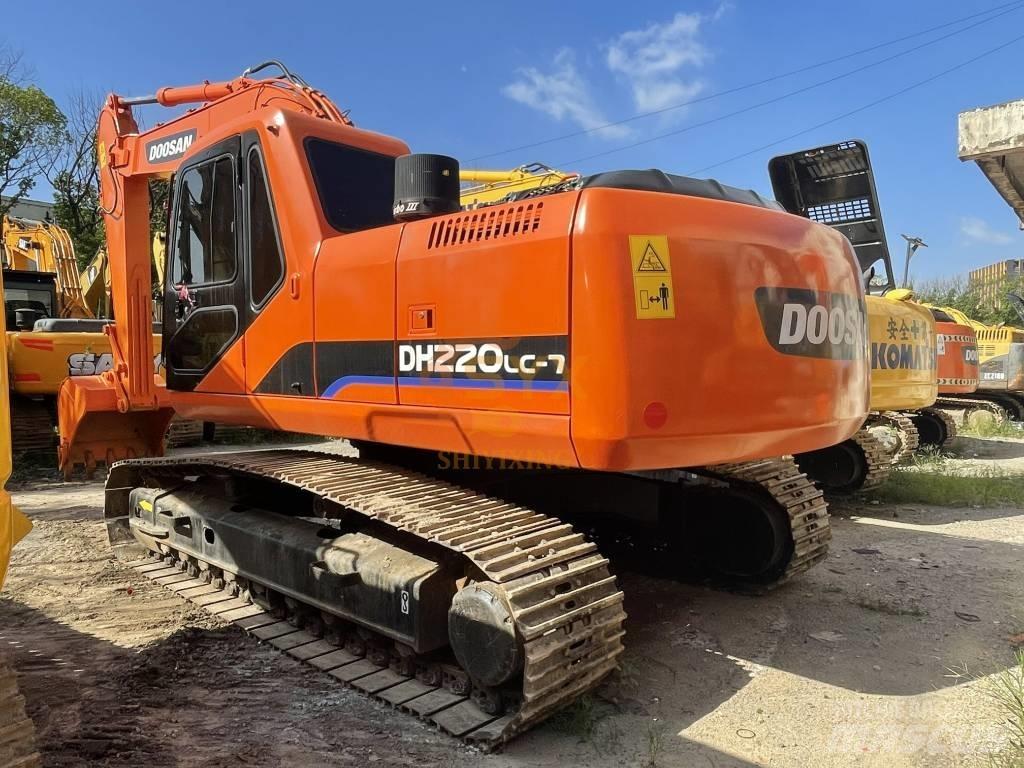 Doosan 220 LC-7 Paletli ekskavatörler