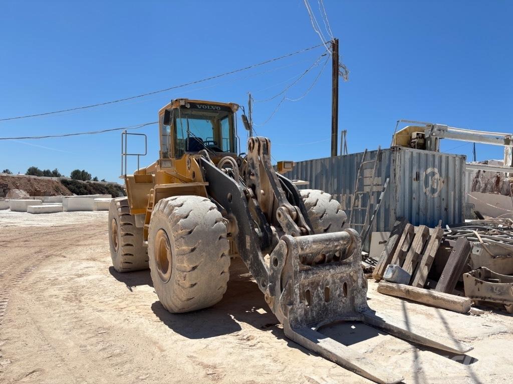 Volvo L 220 E Tekerlekli yükleyiciler