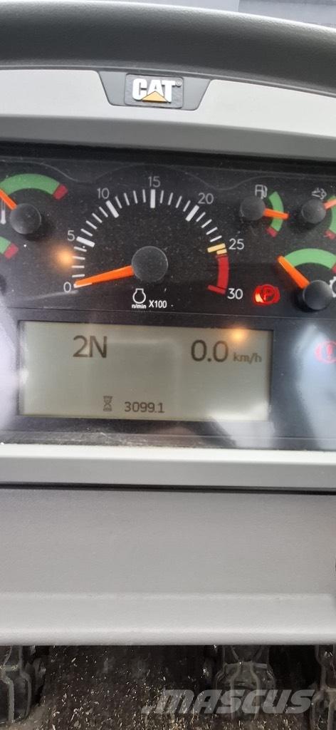 CAT 962 M Tekerlekli yükleyiciler