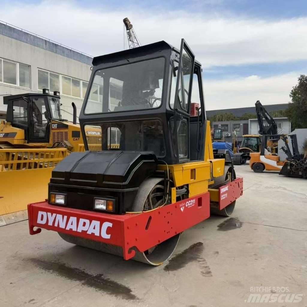 Dynapac CC 211 Çift tamburlu silindirler