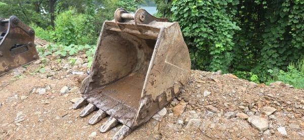 Doosan D 140W-5 Lastik tekerli ekskavatörler