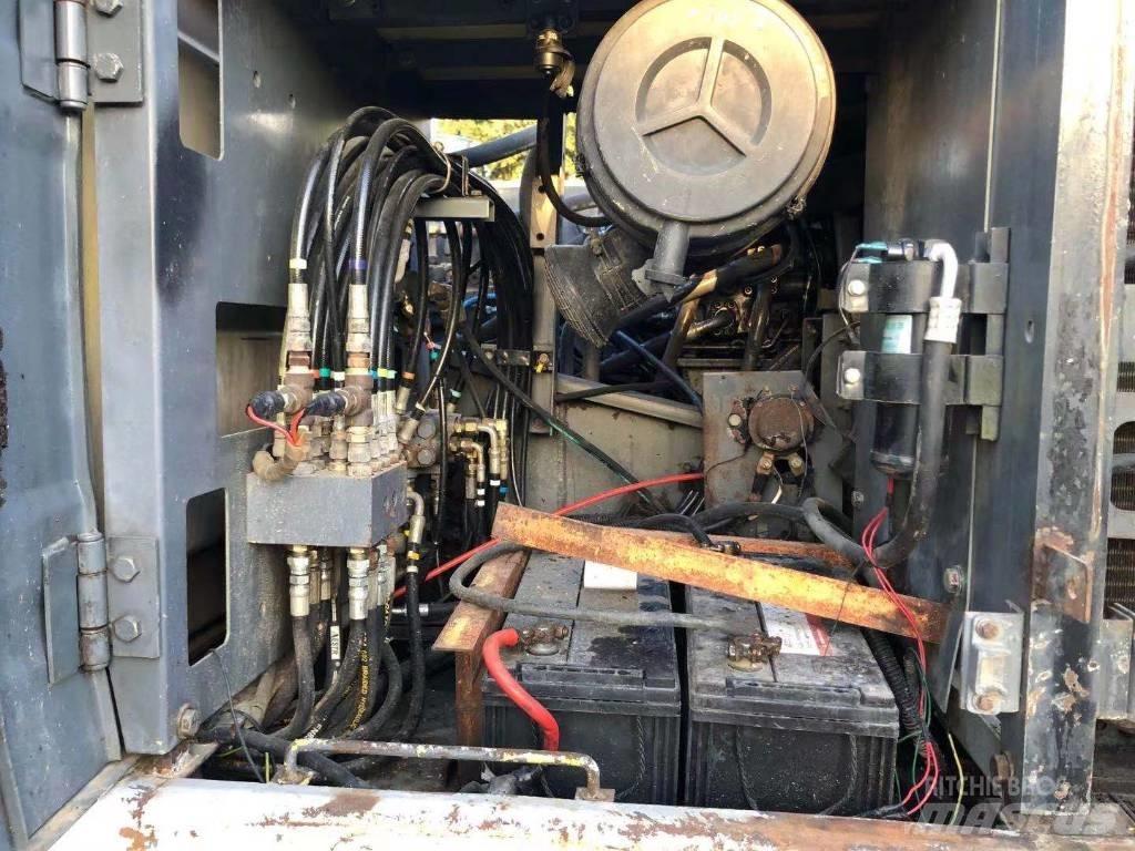 Sumitomo SH200C1 Paletli ekskavatörler