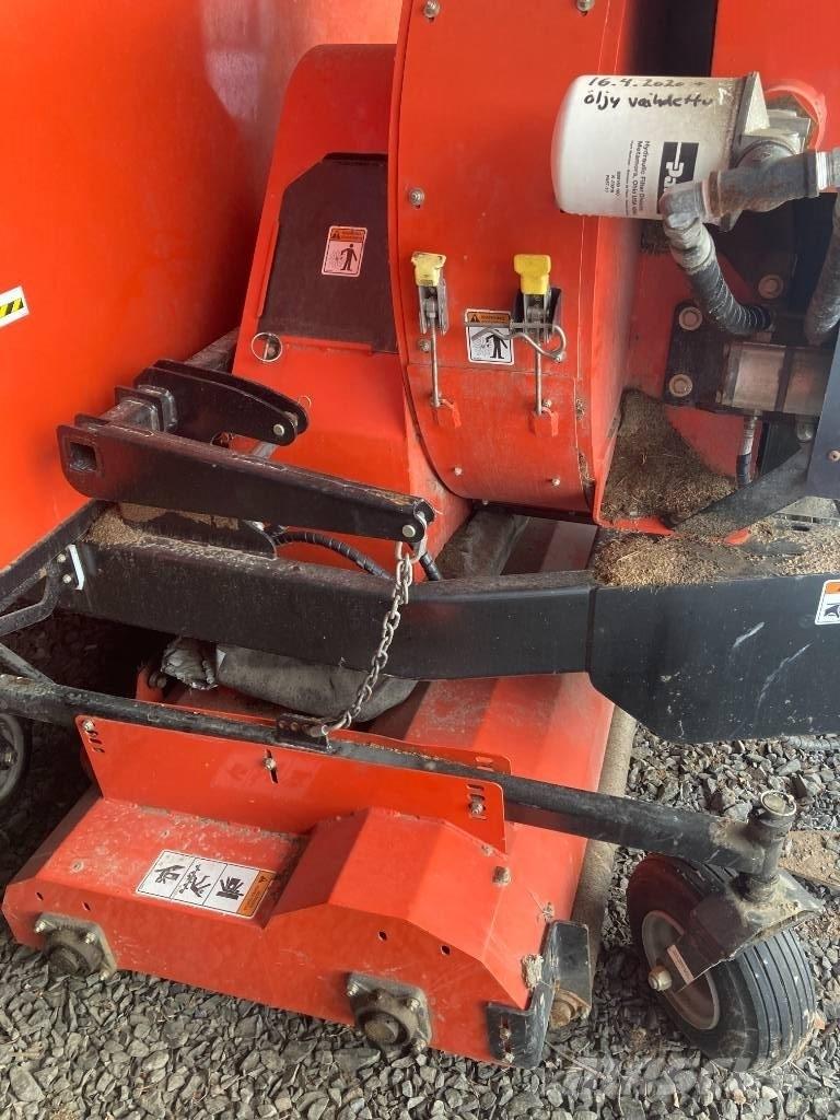 SmithCo Big Vac Diger yol bakim makinalari