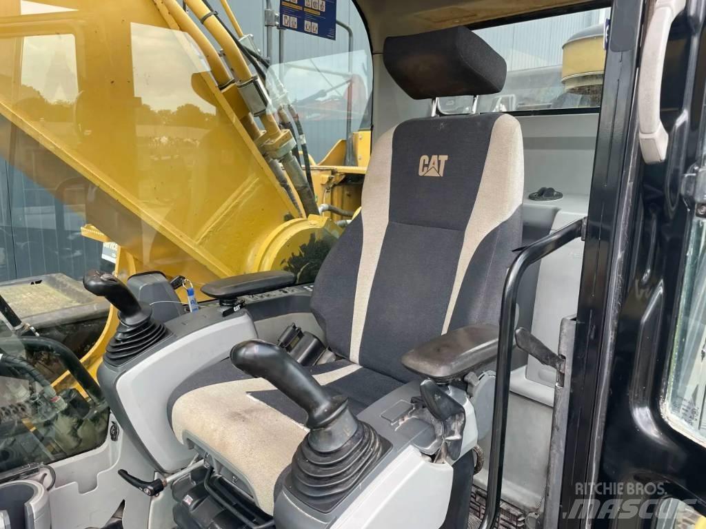 CAT 349E L Paletli ekskavatörler