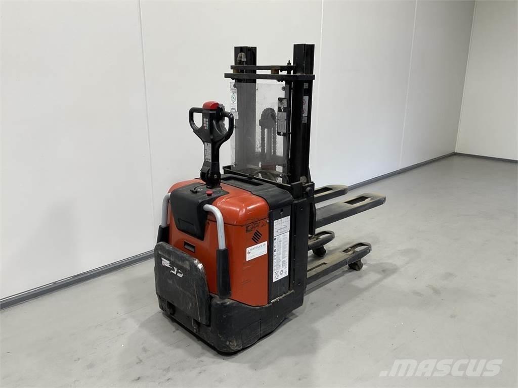 BT SPE125L Akülü depo ekipmanları
