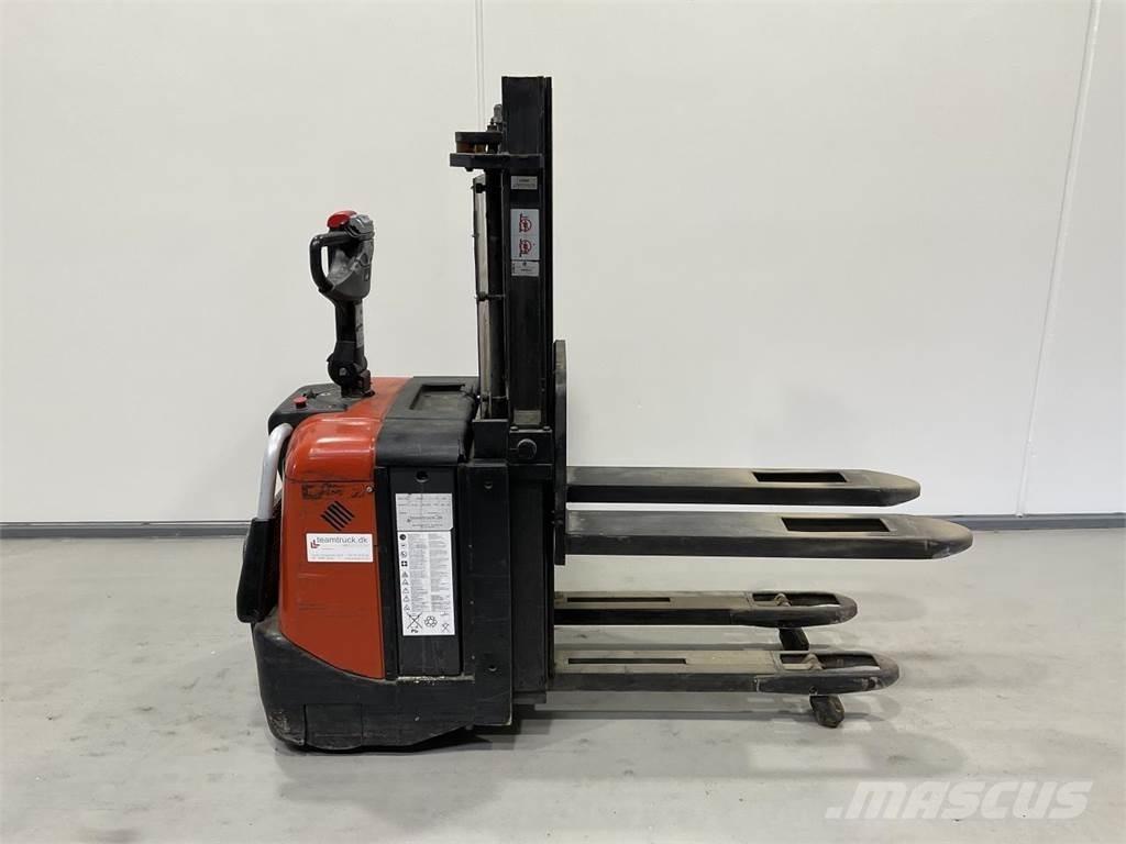 BT SPE125L Akülü depo ekipmanları