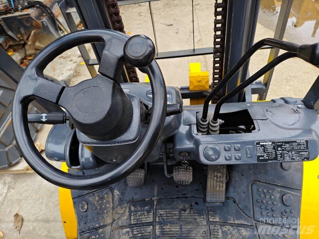 Komatsu 30 Dizel forkliftler