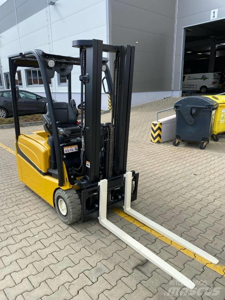 Yale ERP16VTLWB Elektrikli forkliftler