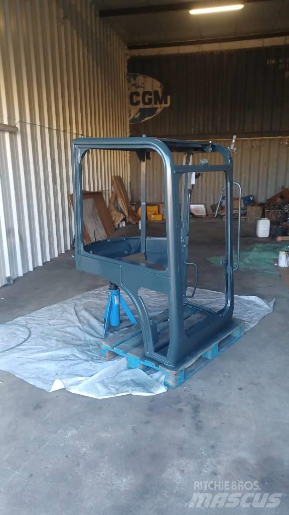 Yanmar Vio 45 Kabin