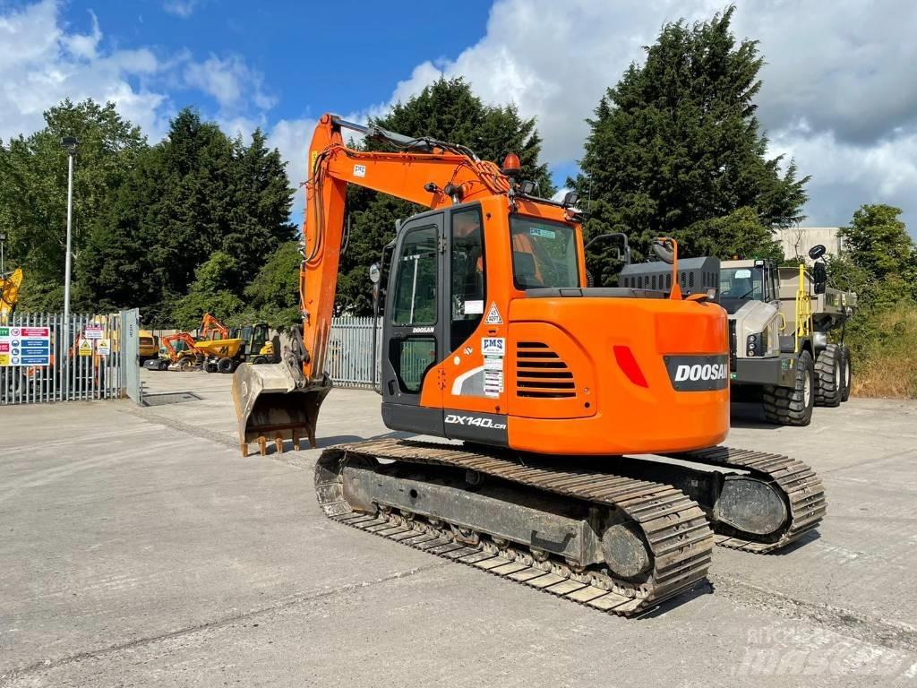 Doosan DX 140 LCR Paletli ekskavatörler