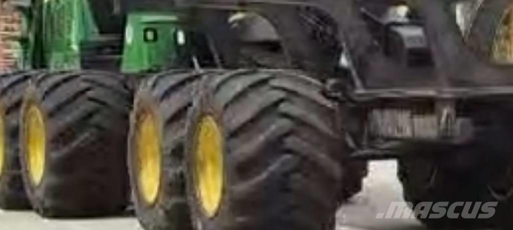 John Deere 1110 E Tomruk yükleyici traktörler