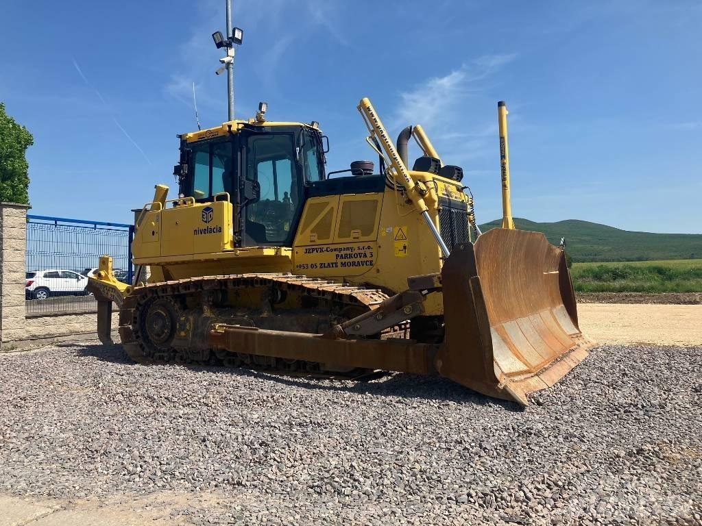 Komatsu D65 EX-18 Paletli dozerler