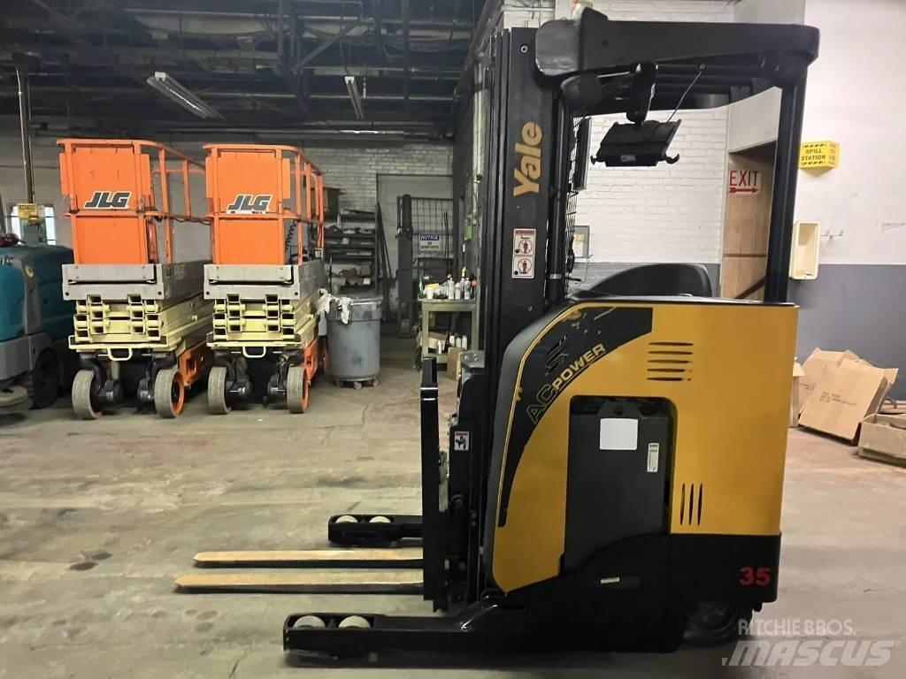 Yale NR035 Reach truck - depo içi istif araçları