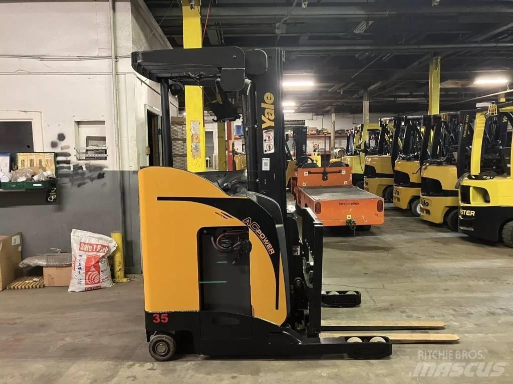 Yale NR035 Reach truck - depo içi istif araçları