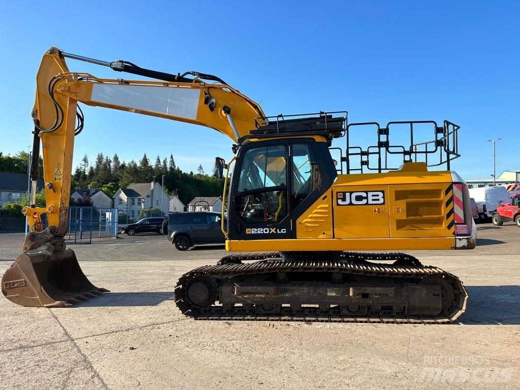 JCB 220X L Paletli ekskavatörler
