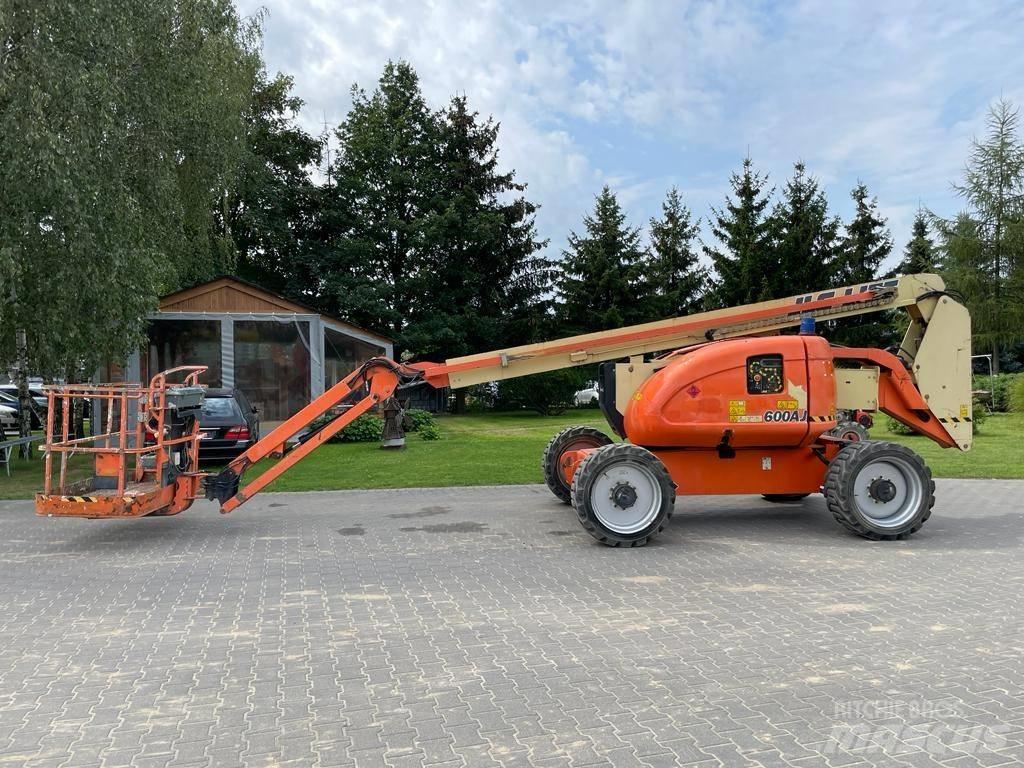JLG 600 AJ Körüklü personel platformları
